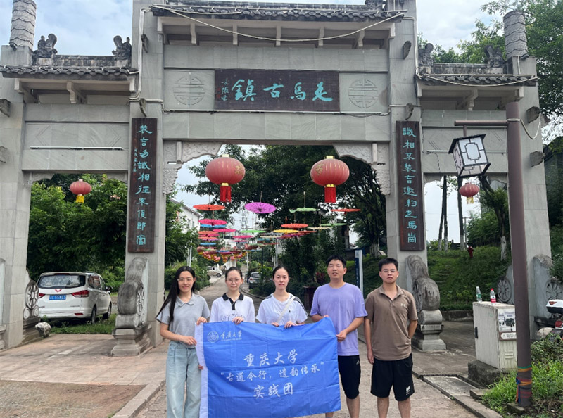 ̽ŌҒzPm(x)ƪ¡ؑcW(xu)ŵz퍂С`F̽LR(zhn)o