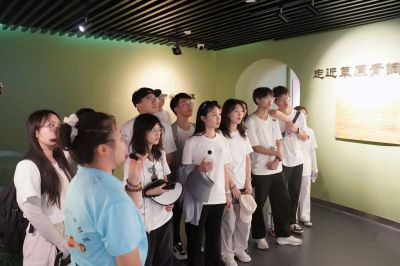 LǰɹŶ˹УؑTͬģ`ɽd֮