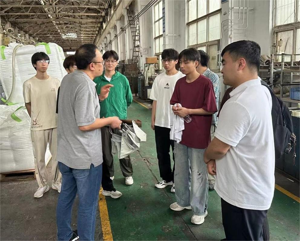 95b22e885bf4945de397668cd4c46950_