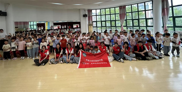 ͨW(xu)hо(hu)(lin)(dng)^(q)o(h)I(y)B(ti)ȺwŮL(zhng)