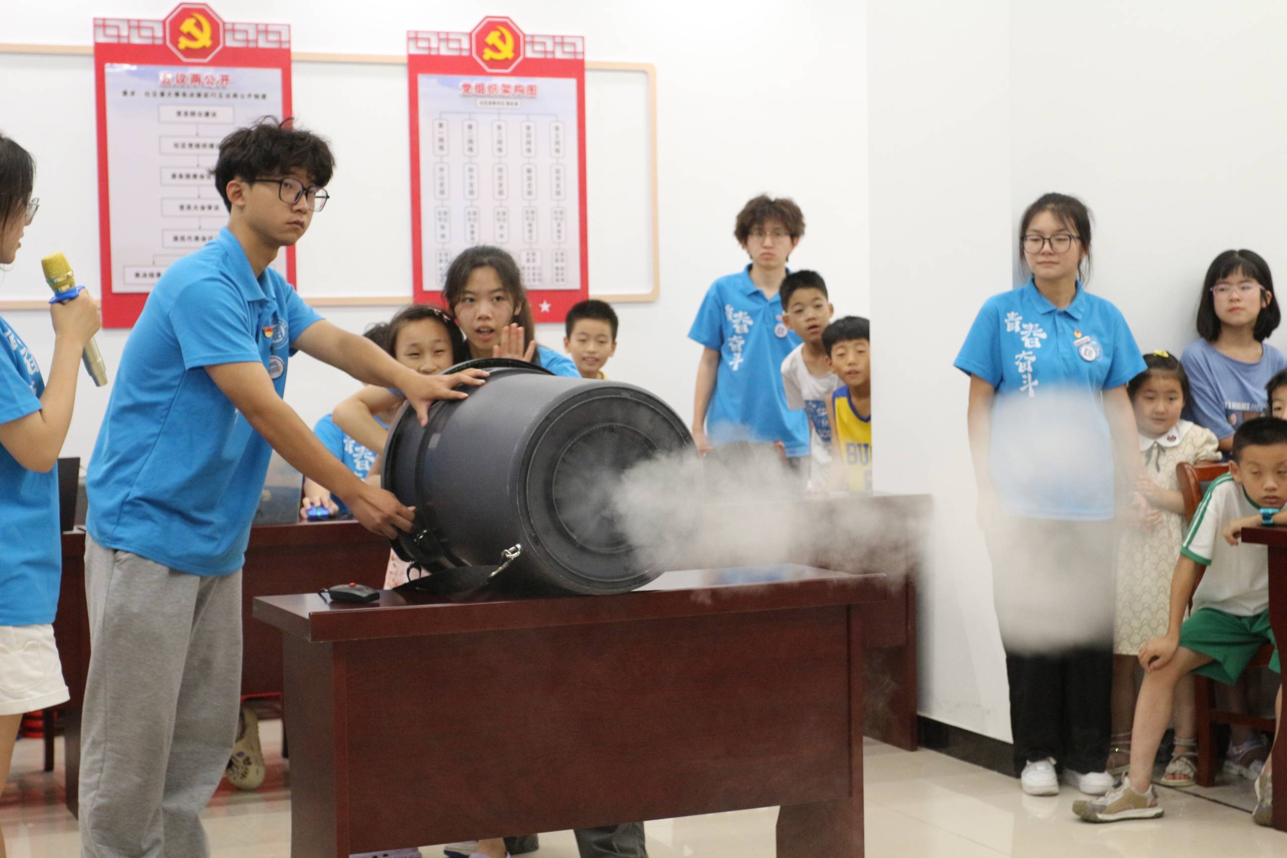 ϻ桢⴩Խ.......@ꇡƼL(fng)ܾʣ