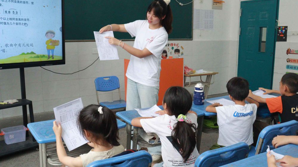 ϷʴW(xu)W(xu)ӸСR(zhn)_չ(hu)(sh)`ƓP(yng)(rn)Ȼg