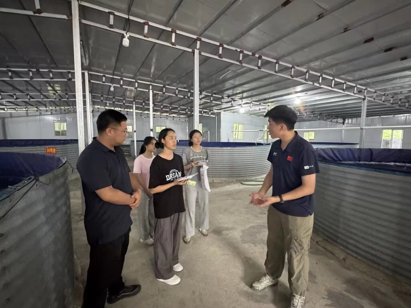 VWlaƾ̽FɫaIldČ`·ڏVWldvc{