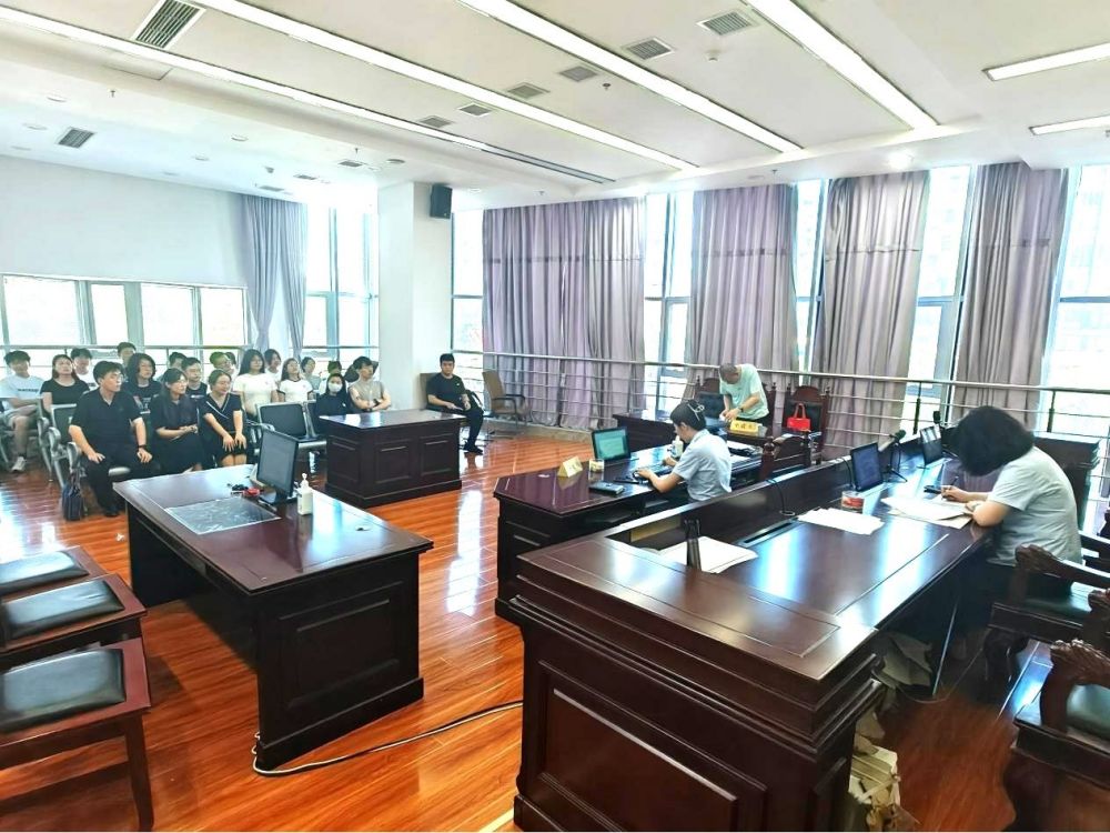 uƼW(xu){(dio)ůġuб^(q)ڄ(dng)ٲԺ(hu)(sh)`(dng)_չ