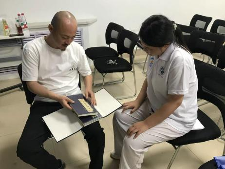 ȭ·̽LA×̫Oȭ֮·