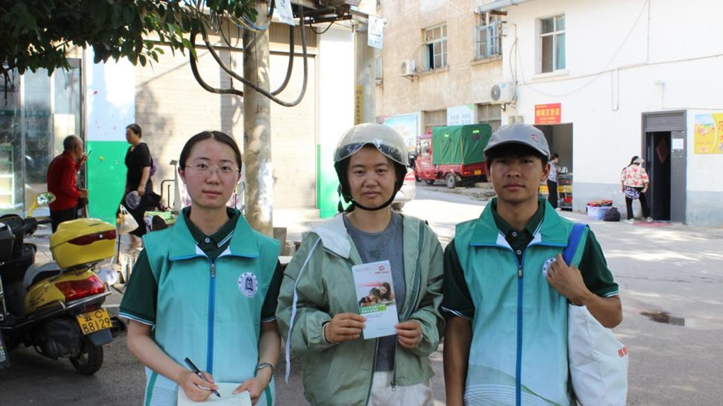 ϪW(xu)ԺѹӢɼՌ(sh)`F(tun)x ͯZͬLd