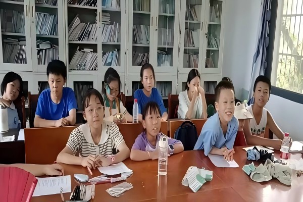 `WԺഺͨ־Ը_չGɫh(hun)n