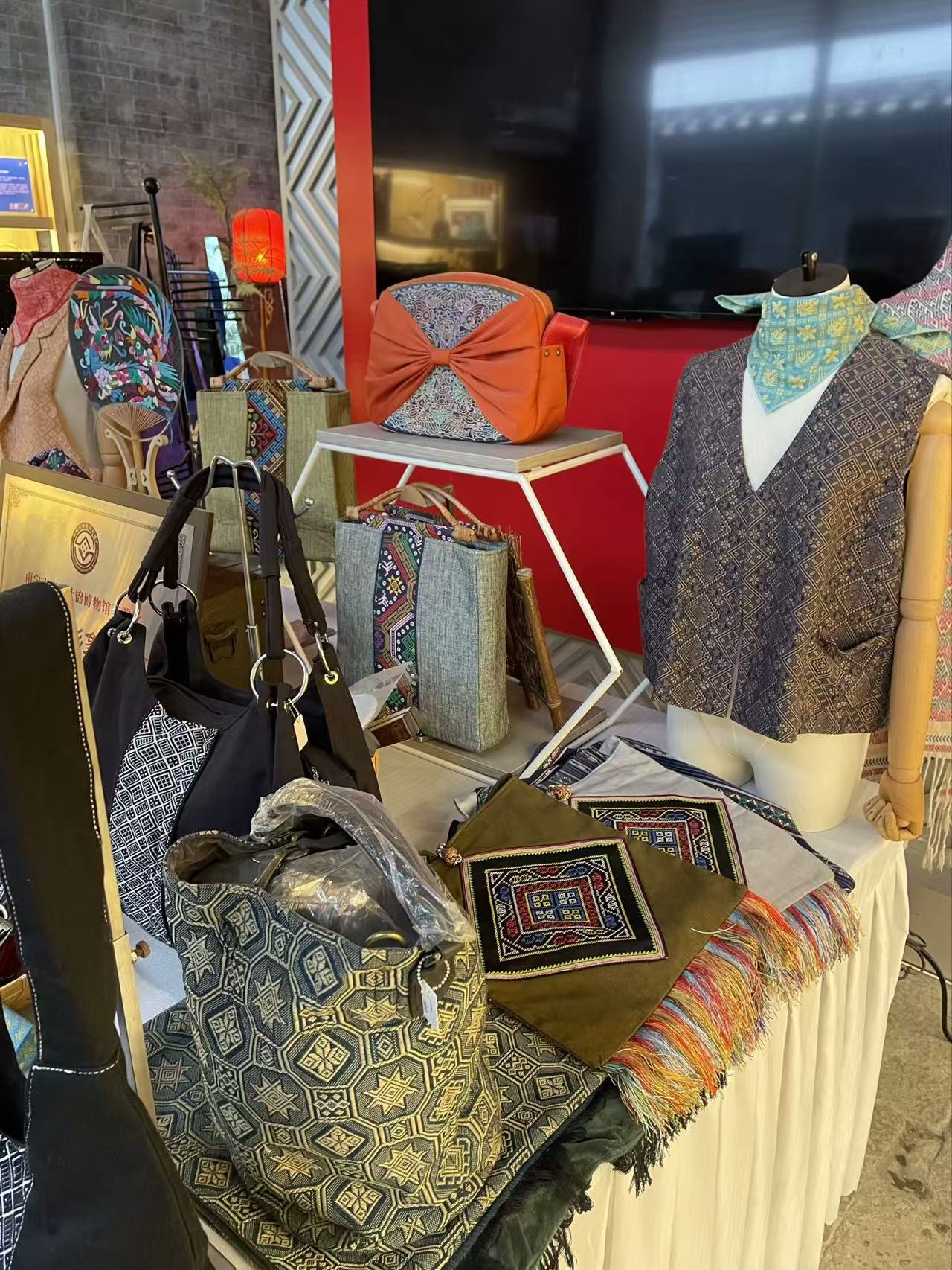 VWyżF꠸Vό_չ`{(dio)лӣǧ꿗Ļ\̽;