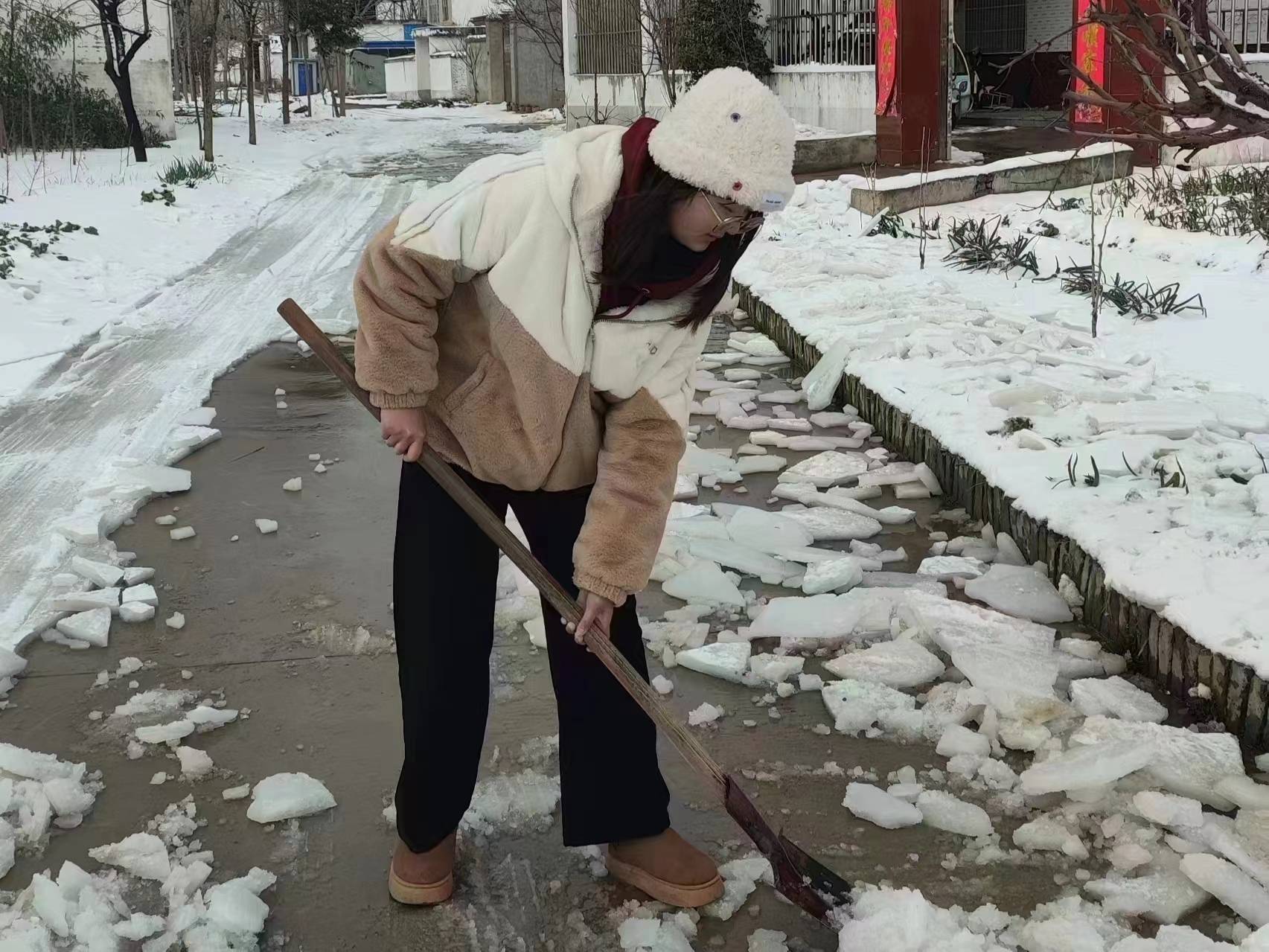 KƼW{WԺ_չwWӿl֮΢