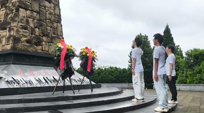 AW(xu)W(xu)س̽tɫ} Ԍ`Tഺ