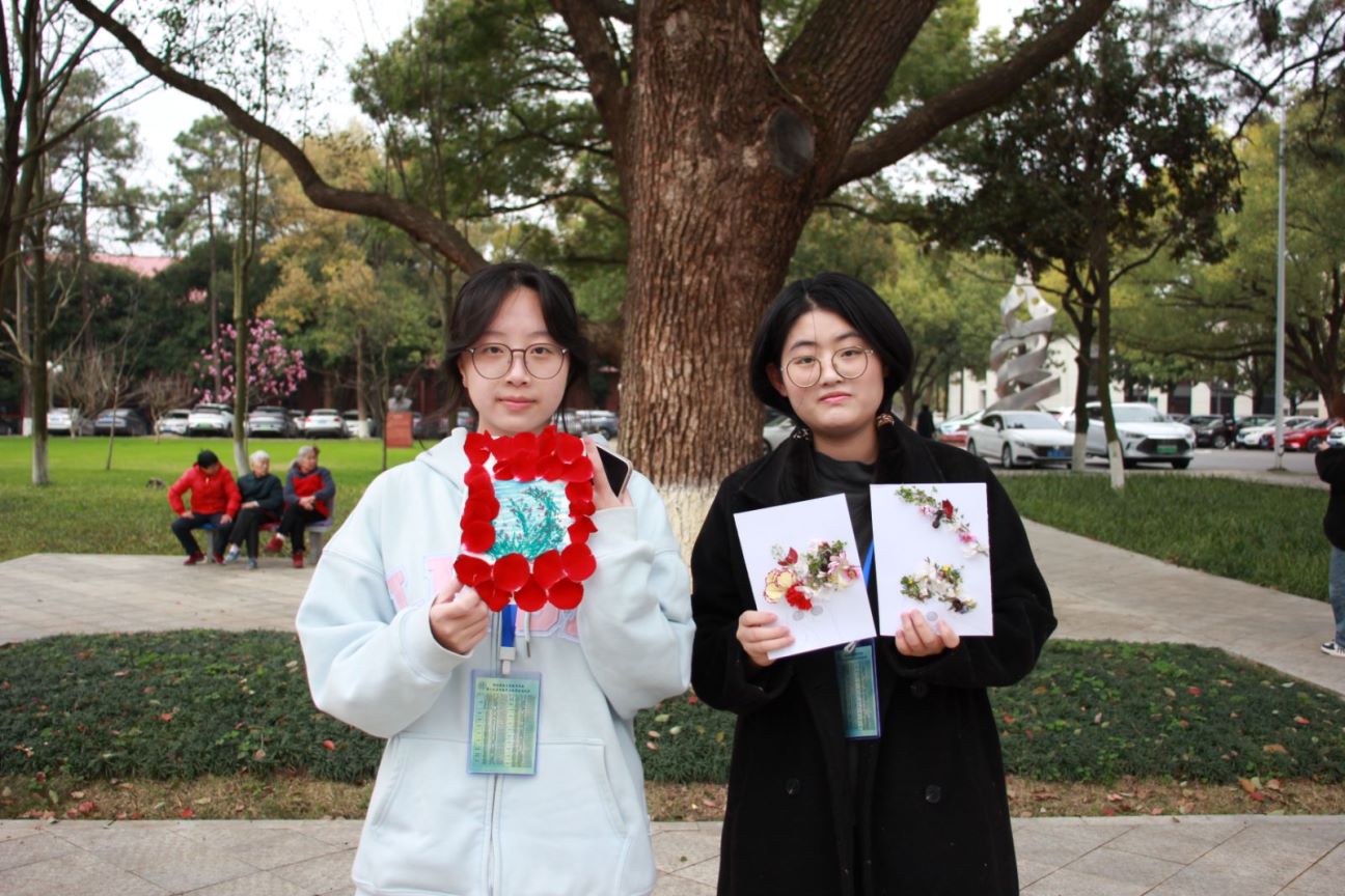 r(nng)I(y)W(jng)WԺekУ@ջ