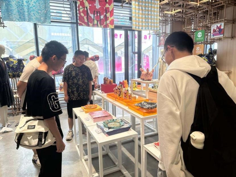 ľʯE顱`꠸չʾw_չĻ{