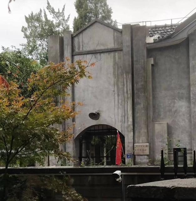 ļt퍌LϾżtɫӡE֮áβ