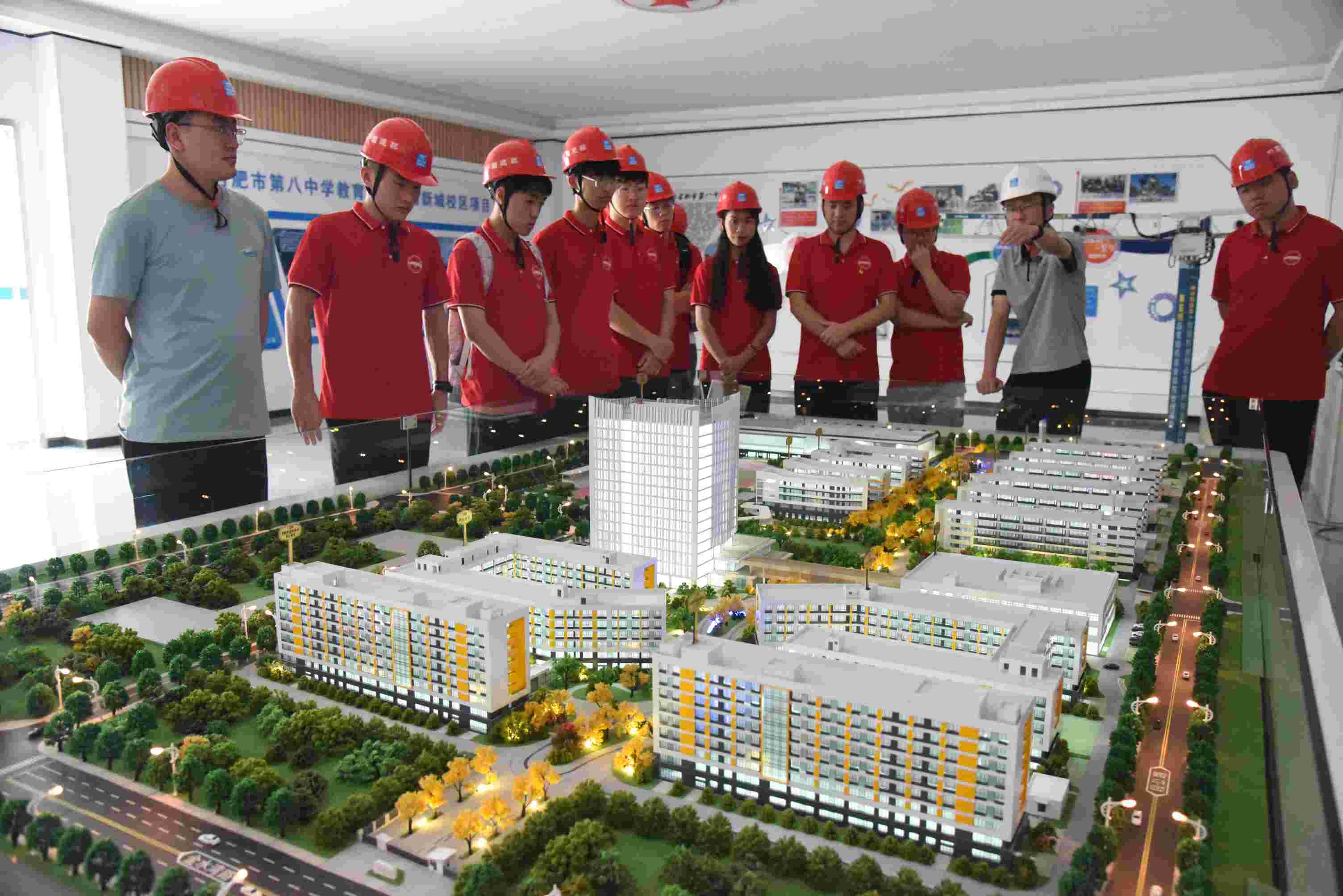 ^ǻQࣺϷ°Ŀչʾδģ