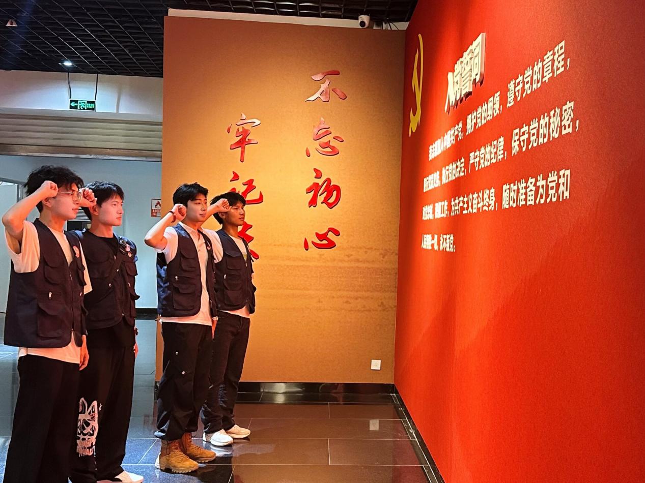 t(y)W(xu)ԺR˼xW(xu)Ժt}sm(x)(gu)퍂P(yng)(hu)(sh)`F(tun)Ͻh^^W(xu)(x)