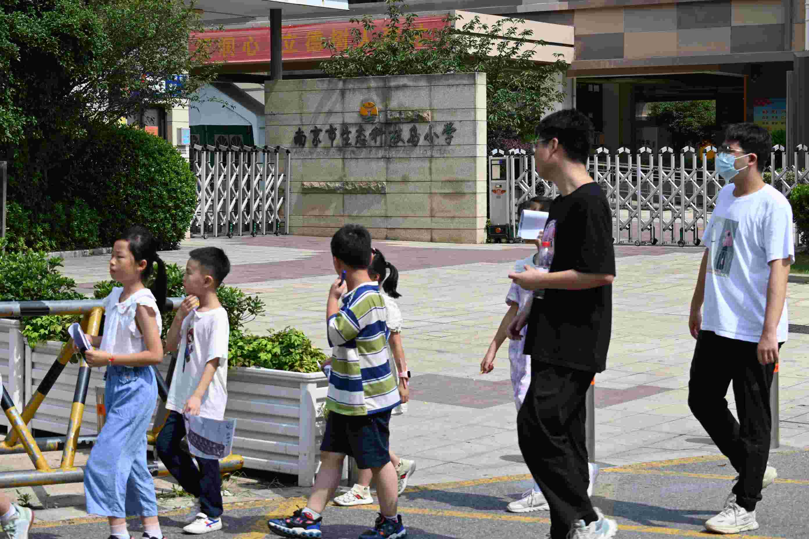 ϾӋWͯ`С꠻֮һ׸߶ȿ硱lFеcҪ