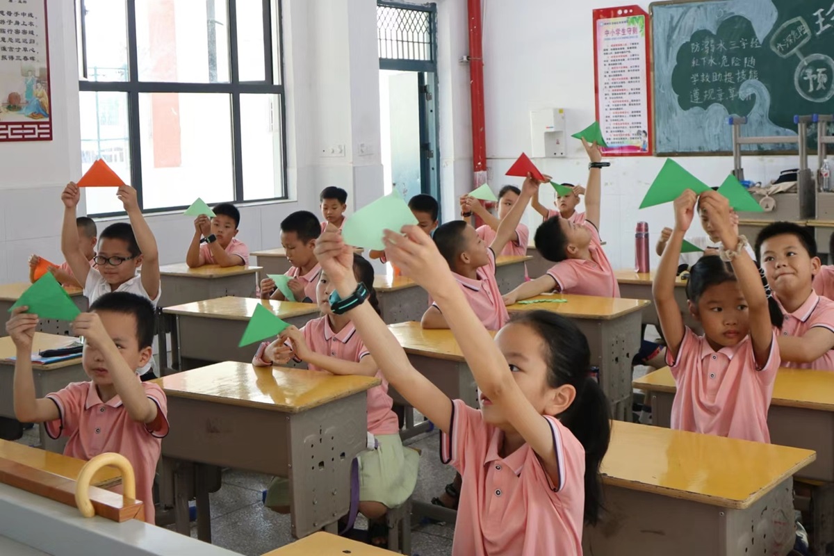 _WԺ̎ϵǻ_չϵɫĻn