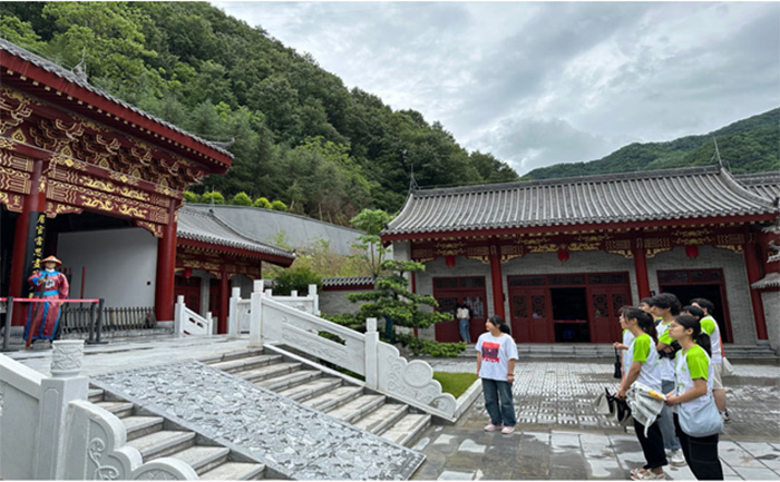 ഺl(xing)壬B(yng)؎Xٰl(f)չ