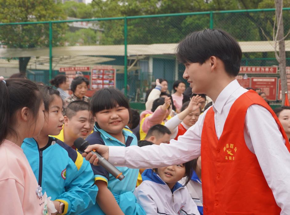 ⎟(jng)܌W(xu)ԺhL(fng)(chung)RЄӡ  x־Ը