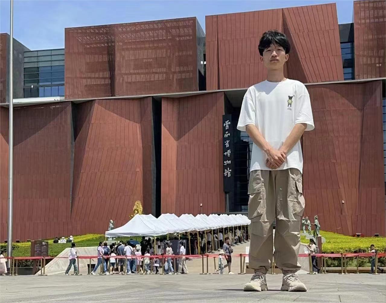 DСMɆTڲ^ǰӰ ˼(rn)zӰ