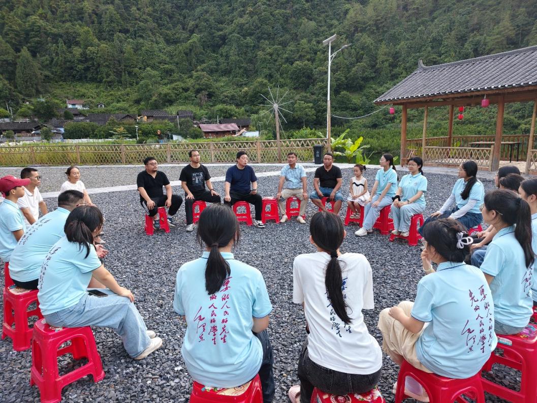 ӭɿh(hu)Ϫӭ ϵһW(xu)ԺϪ֪Сl(xing)dM(jn)F(tun)