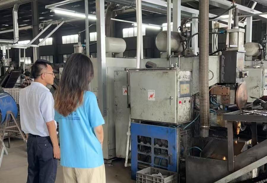 ӺWI(y)Ҿ{(dio)ЈFK܇޹˾aa(chn)I(y)g