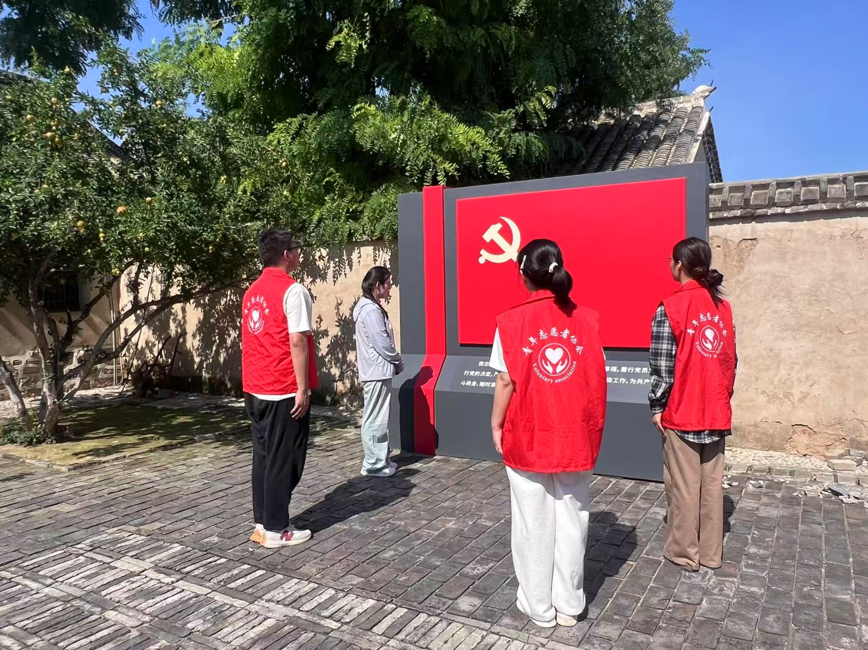 Ƽxܼtɫ(chung)и񡪡У(sh)`F(tun)yARg(sh)M(jn)ʒh(zhn)zַ