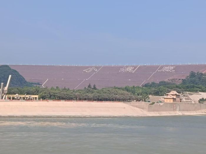 ӿƴоl(xing)С˵ЌW`ഺҕ̽SB(ti)o֮·