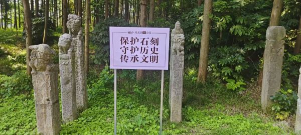 Ͼ֘IWloʯ̹匚ǧ}