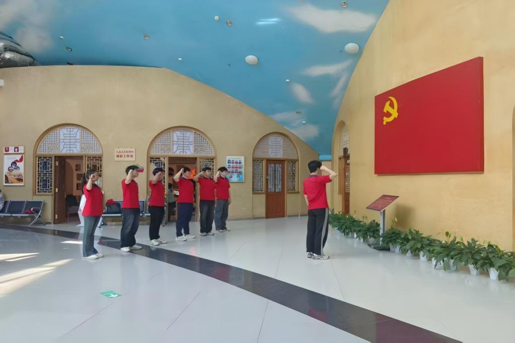 W(xu)l(xing)̽Lüo(j)^׷tɫE