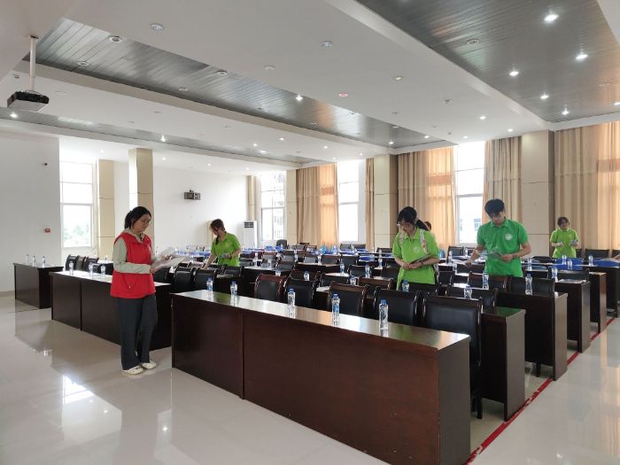 Ƽc(din)ҰУ(lin)(dng)Ll(xing)ǻdD