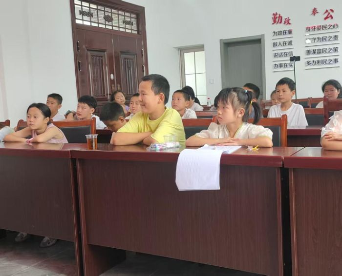 hl(xing)СW(xu)AILѡfܙC(j)