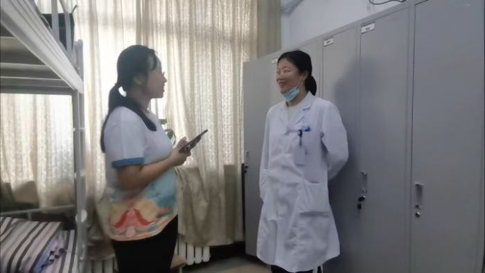 ɽtԴL2004㡪t֮·ϣġ``ײԶǰ