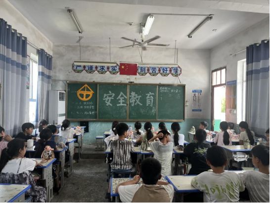 ѿͰȫ֪RM(jn)У@ W(xu)o(h)L