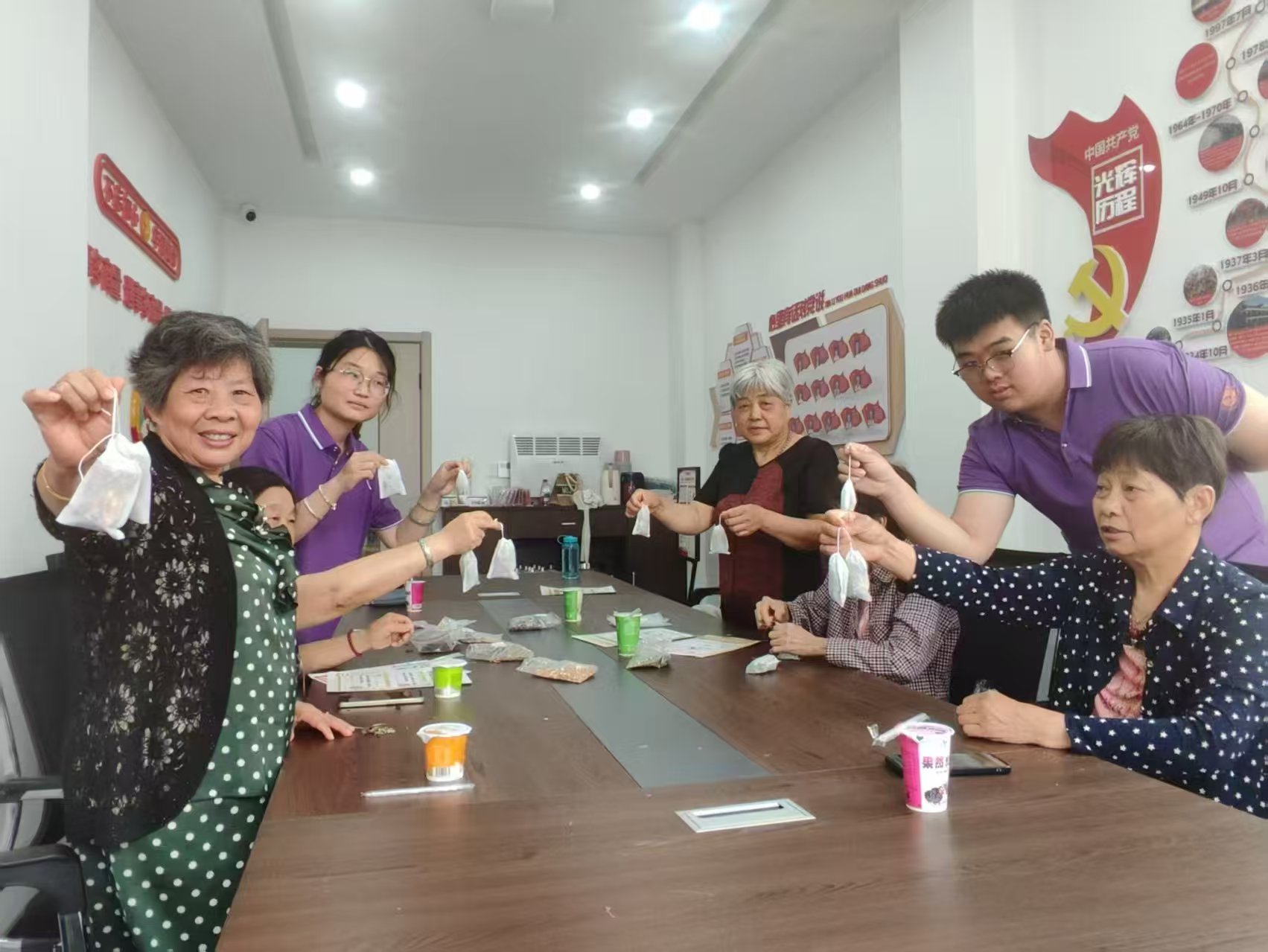 yg(mng)f飬ഺ(sh)``Al(xing)(hu)(sh)`F(tun)AMչ