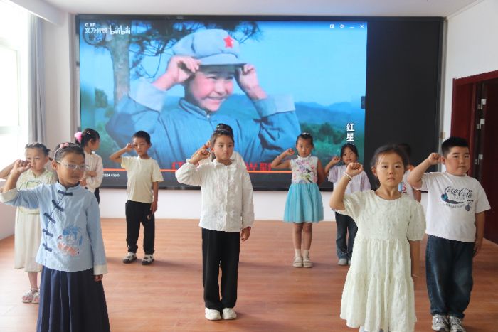 tzI·K퍌L˕r KW޼֧̈Fektɫ}