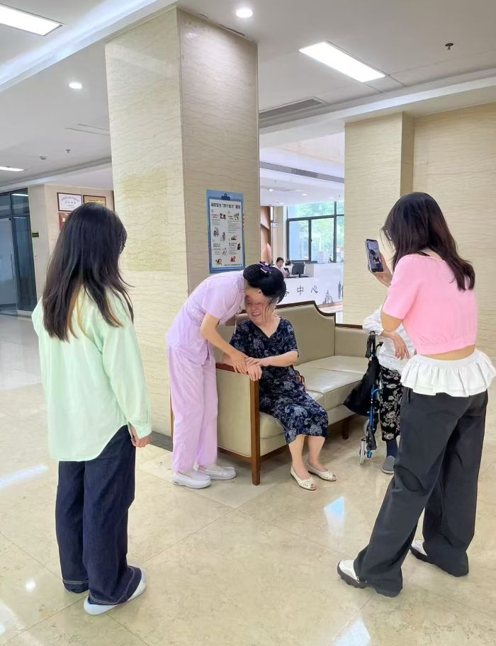 ഺůģl(xing)FM|UB(yng)_չ־Ը