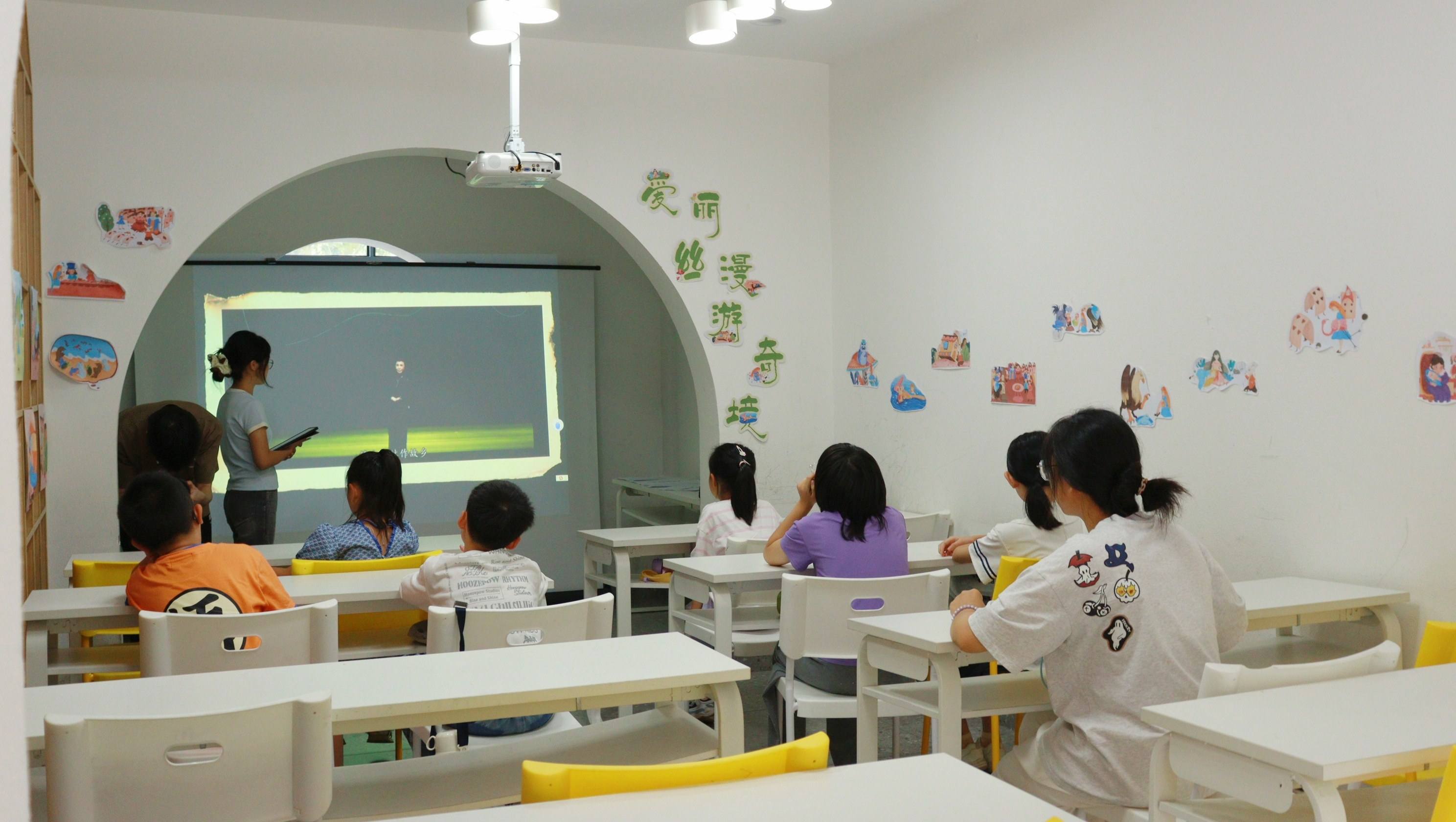 VWӔyͯw򞡶С׌Ҋഺ