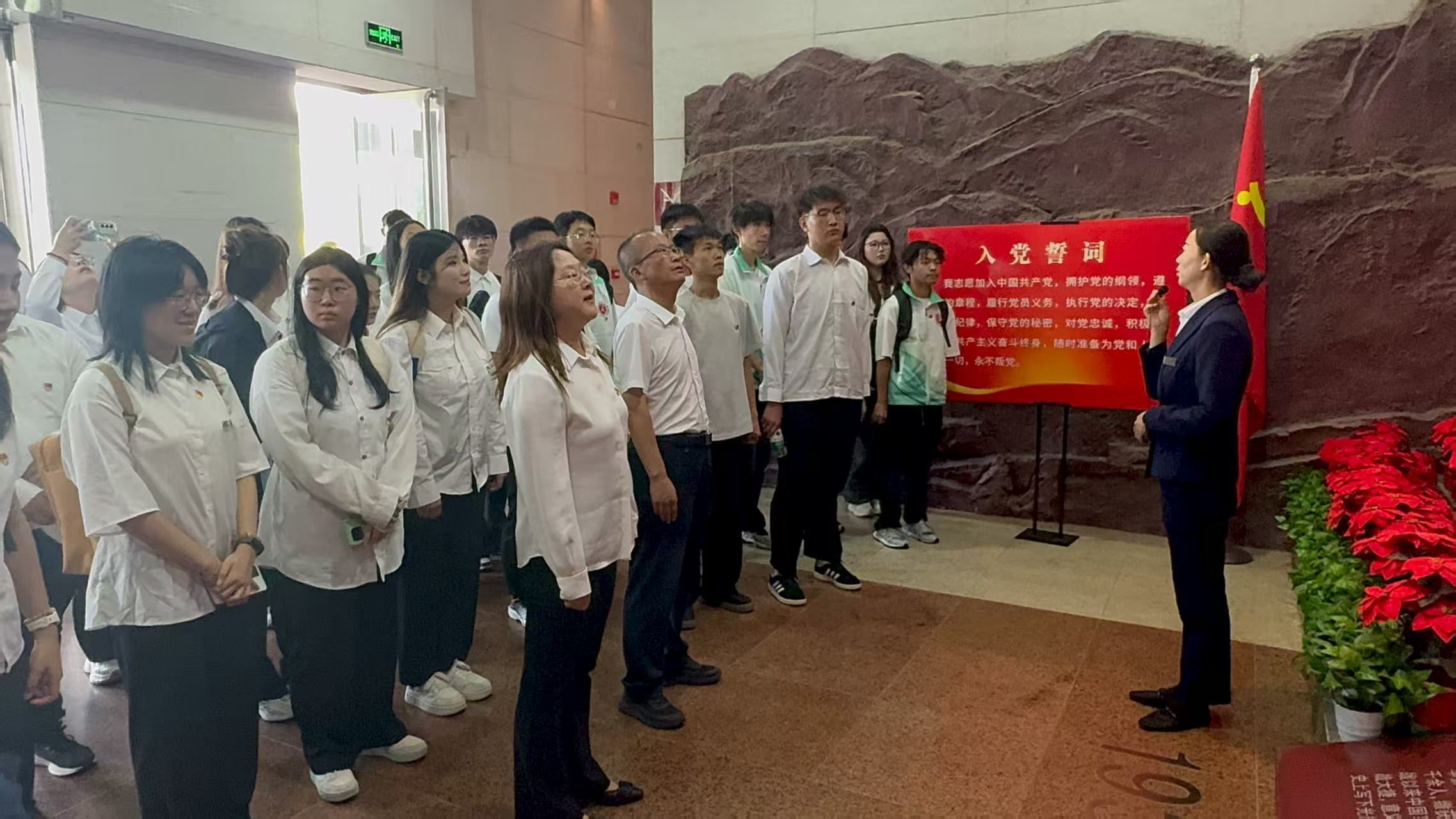 ƽP(gun)(zhn)(chng)㟒ģɽͬW(xu)l(xing)(sh)`F(tun)һr˼n