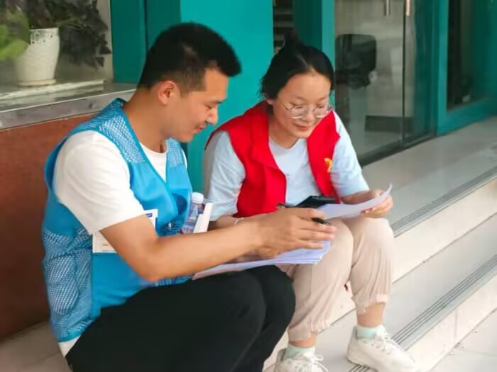 (zhn)ۡ`꠸ʮб··_չؾt(y)t(y)}{(dio)