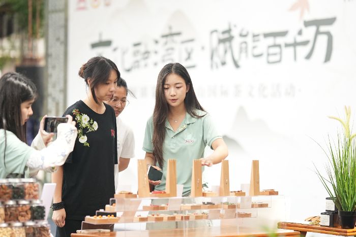 ഺŽo(h)l(xing)F(tun)(du)M(jn)ɽ^(q)o(h)Ļ}