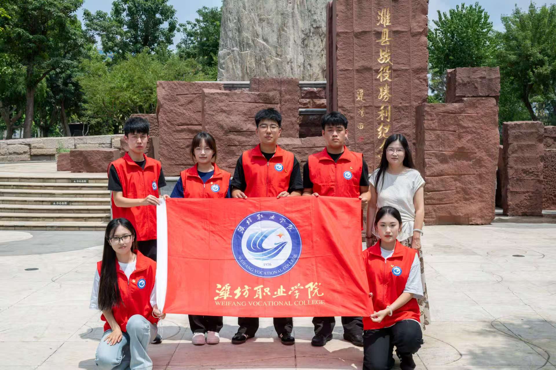 HIWԺAïۇx`F_չLtɫE `ഺ`