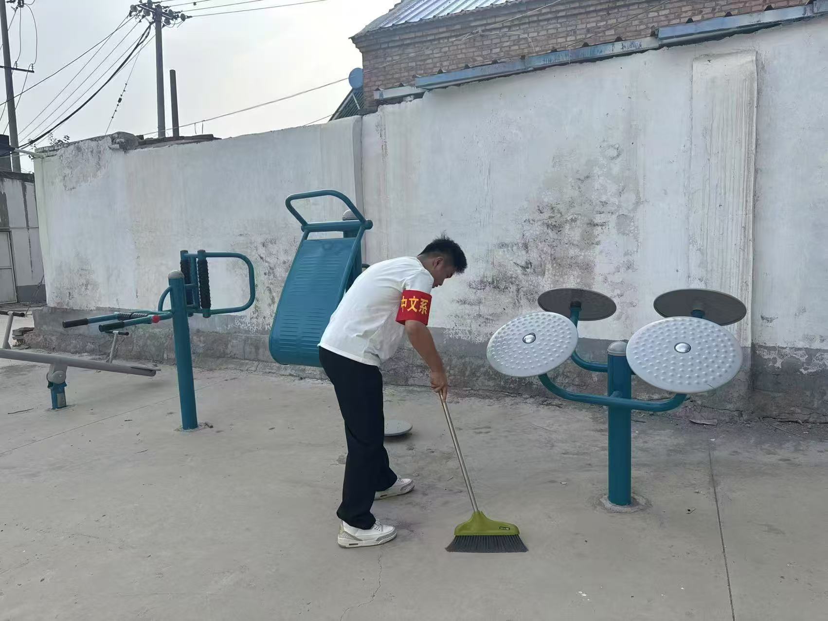 2025lĳǴW|WԺϵѹӢ־Ը_չld˾˘Il