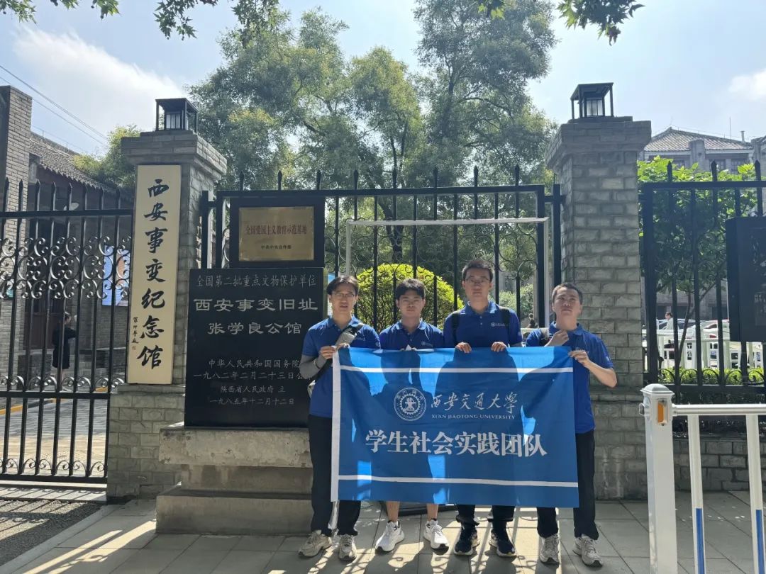 ǻLഺcͬУMtɫؘˣaɫľܴa