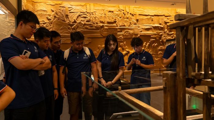 xܽͨĻֲ  LW`F̽½p^