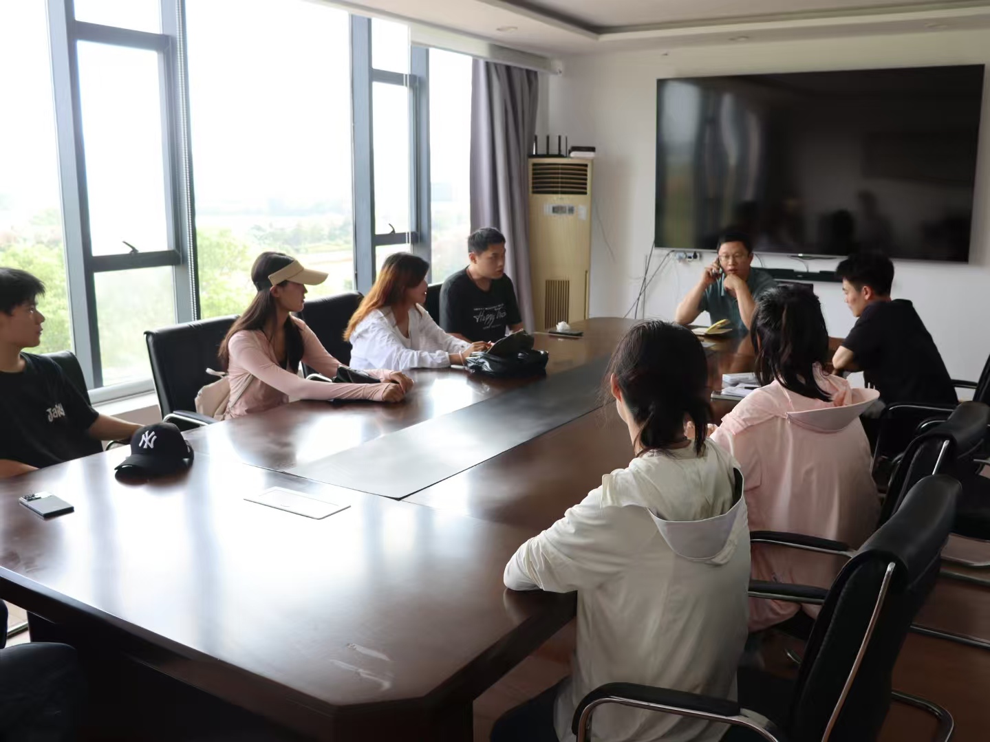 㺣W(xu){(dio)O(sh)S~B(yng)ֳl(f)չ