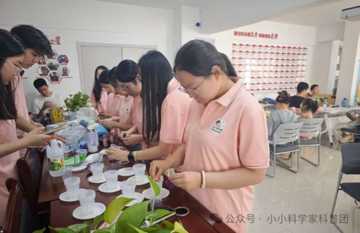 ССƌWҡ`F|MRּ҈@^_չϵĻWСn