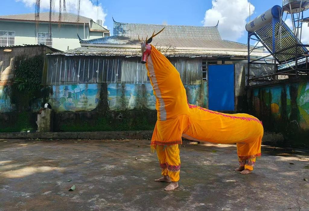 圖為馬鹿舞表演 楊永奇 攝