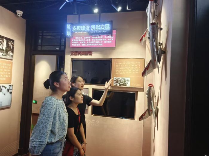 ഺ׷tɫӡӛ ʸ־Њ^ :th`_չʽۇx