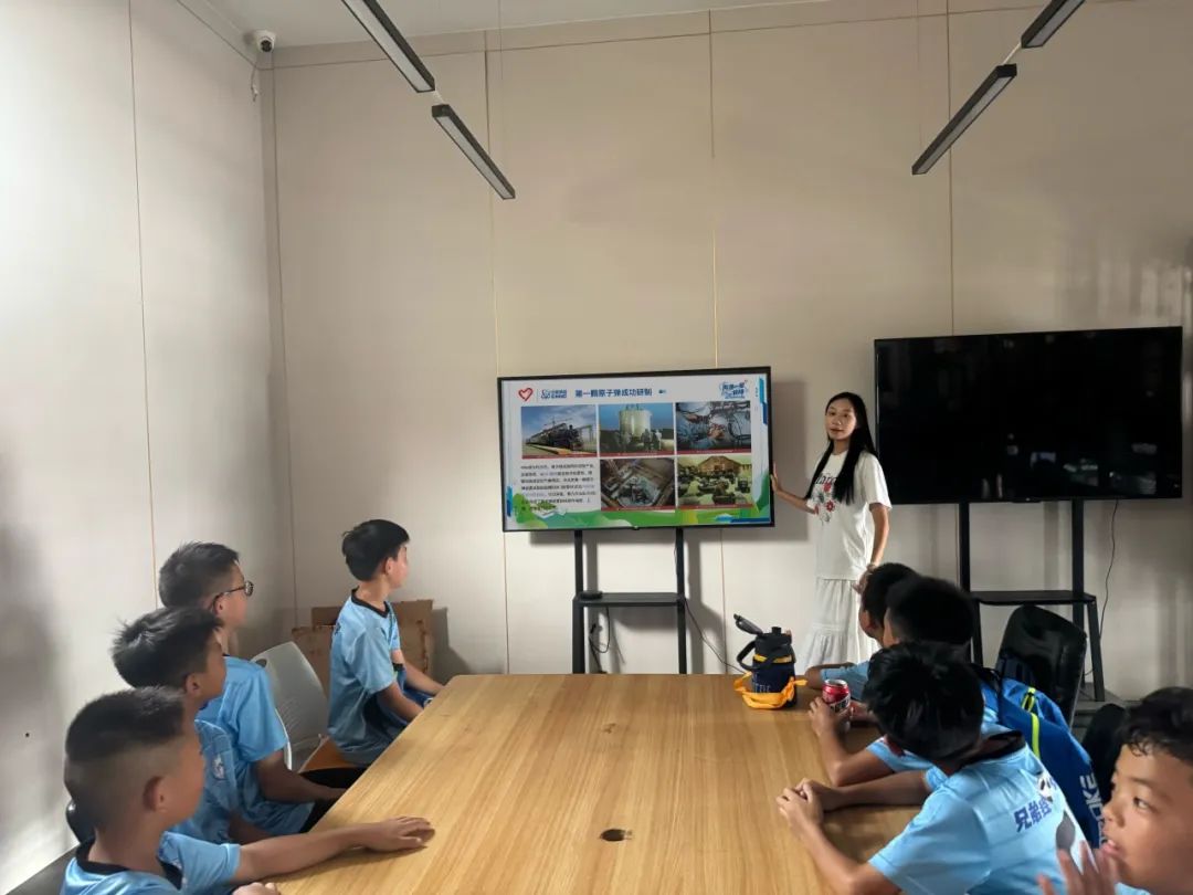 ĳǴW(xu)|W(xu)ԺϵɏһǡvF(tun)_(ki)չЃɏһǾm(x)(xi)^M(jn)A¡(hu)(sh)`(dng)